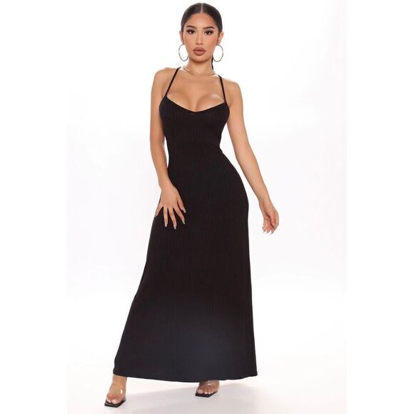 Fashion Nova all I ever needed maxi dres - Picture 1 of 10
